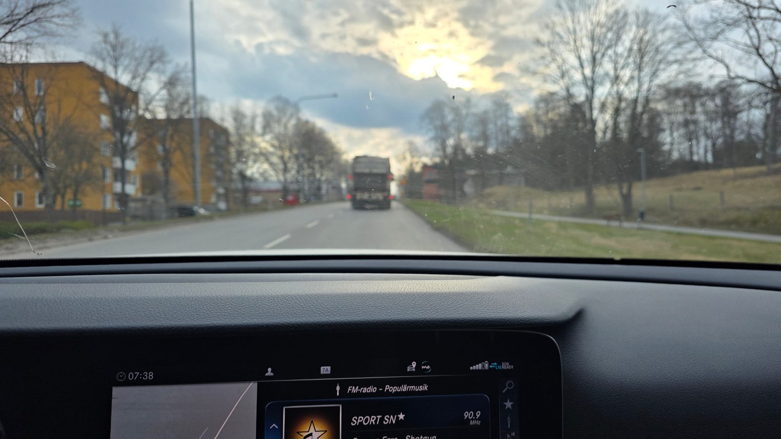 Körlektion med Vårby Gård Trafikskola i Vårbyområdet