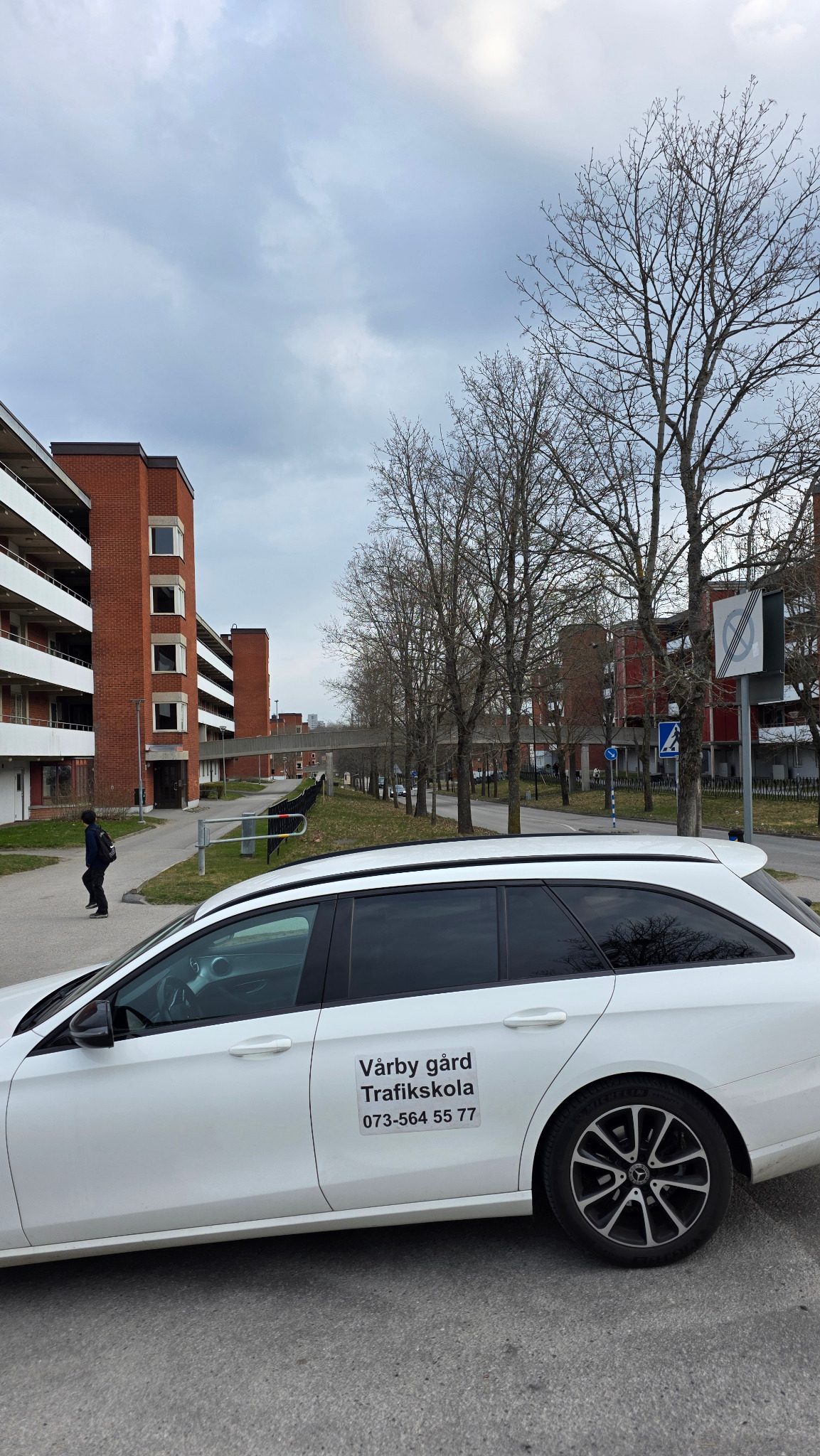 Vårby Gård Trafikskolas bil för elever från Huddinge